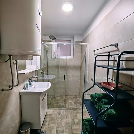 Savski Trg Stefan Nemanja Waterfront 公寓